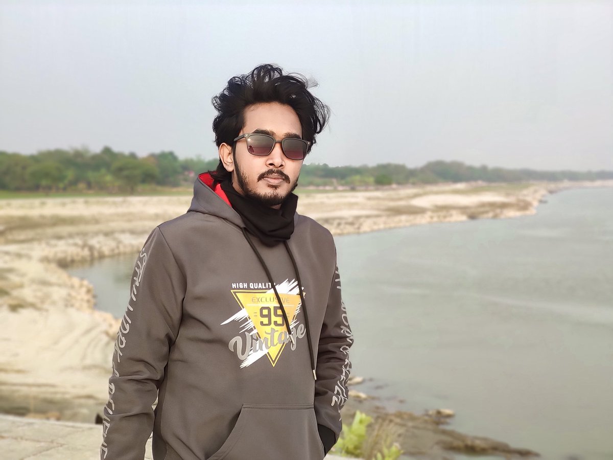 abdullahalswad_'s tweet photo. মরিচীকা নাকি অন্ধফাগুন জ্বেলেছো আমার নামে!
ভাসমান থাকবো তীব্র- সরলরৈখিক আহ্বানে। 🌸🙂 https://t.co/5Erm3kY7Ox