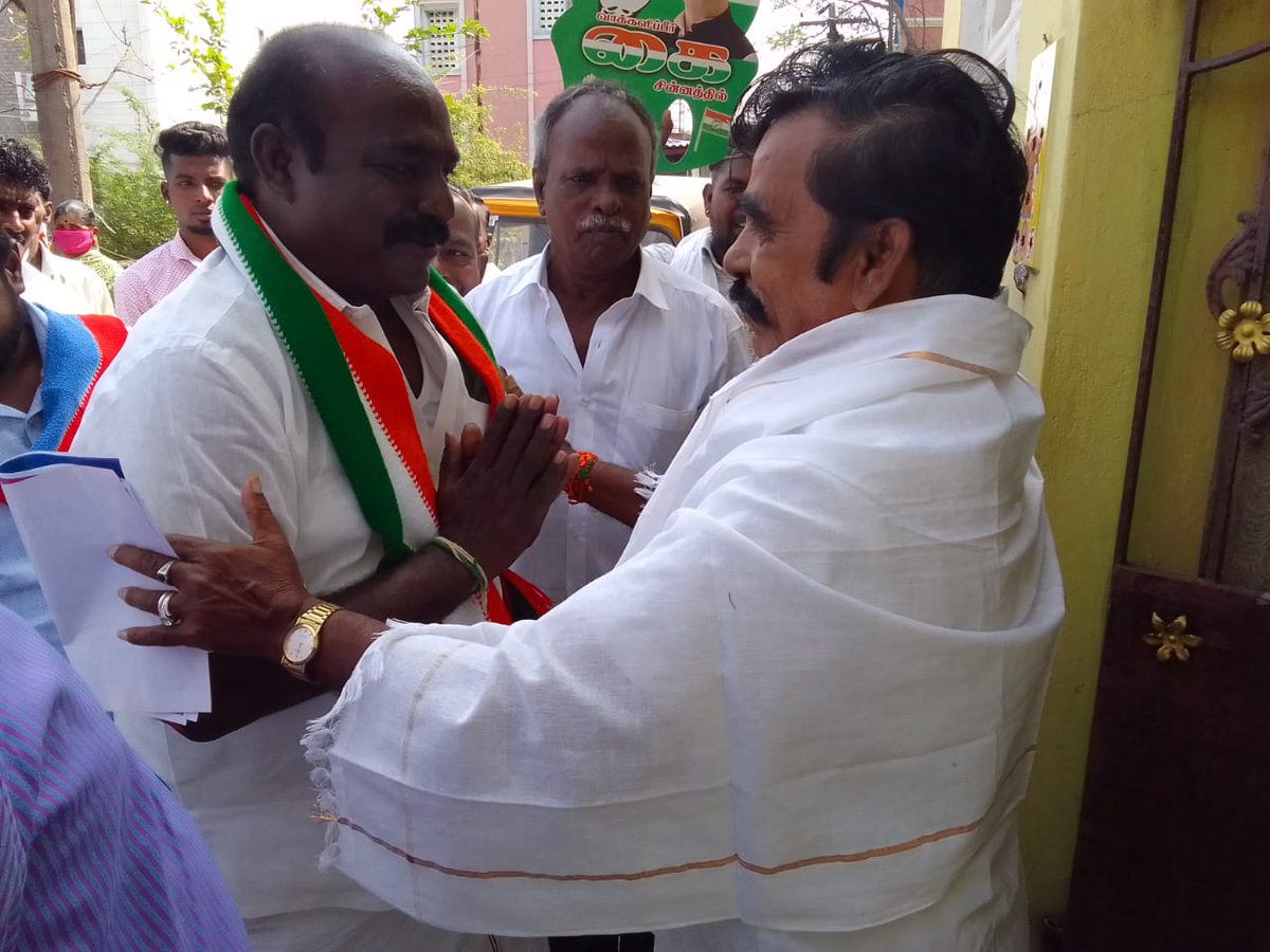 ATheerthy's tweet photo. சென்னை மாநகராட்சி 22 வது வட்ட மதசார்பற்ற முற்போக்கு கூட்டணியின் வேட்பாளராகிய நான் சின்னசேக்காடு பல்ஜிபாலயம் அப்பராஜ் தெரு பகுதி  குடியிருப்பில் வீடு வீடாக  சென்று கை சின்னத்திற்கு வாக்கு சேகரித்தேன்.@msdiraviam  @INCTamilNadu @arivalayam https://t.co/JQmdTe98T0