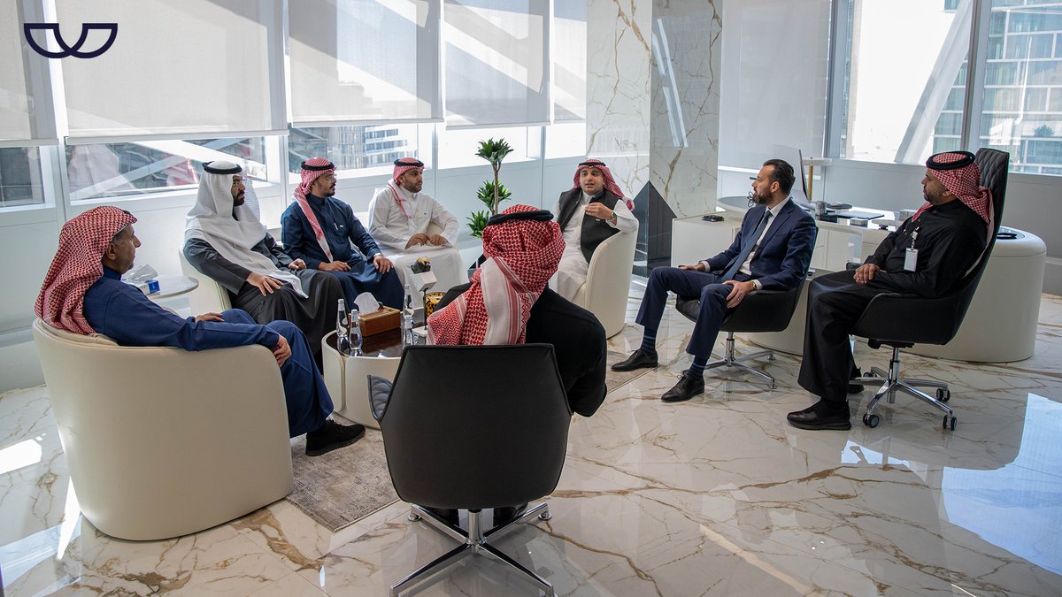 جانب من مراسم توقيع الاتفاقية مع شركة "الخير كابيتال".