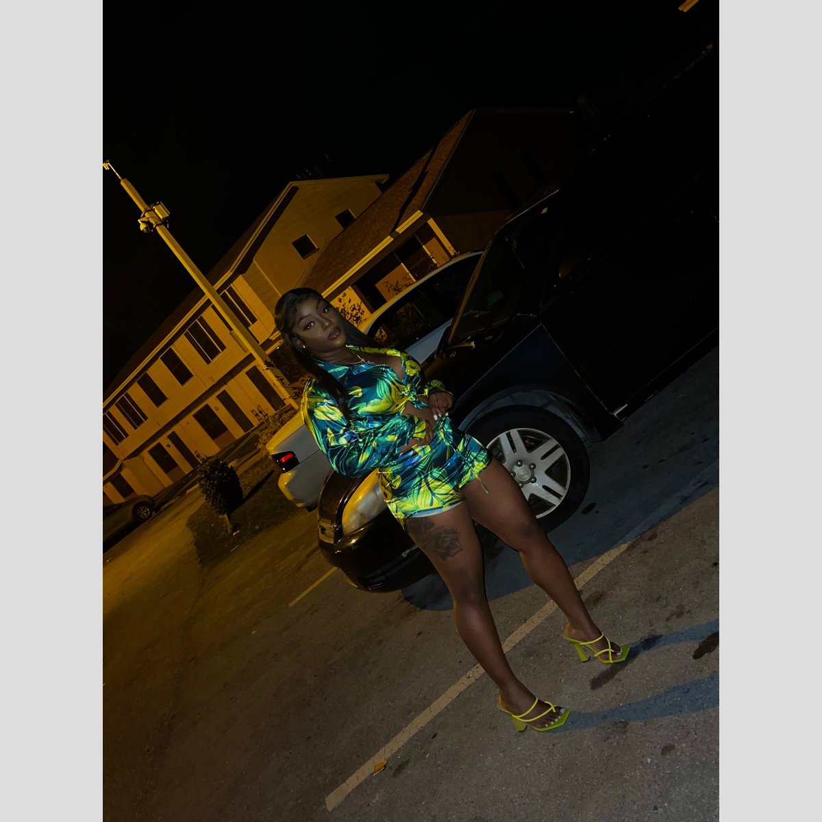 Sasha_J123's tweet photo. The Other Half Of Me Whores #BIGDria #Blaaaack @_SourDiesel 🔥🥰🍃 https://t.co/MoSd99UZXD
