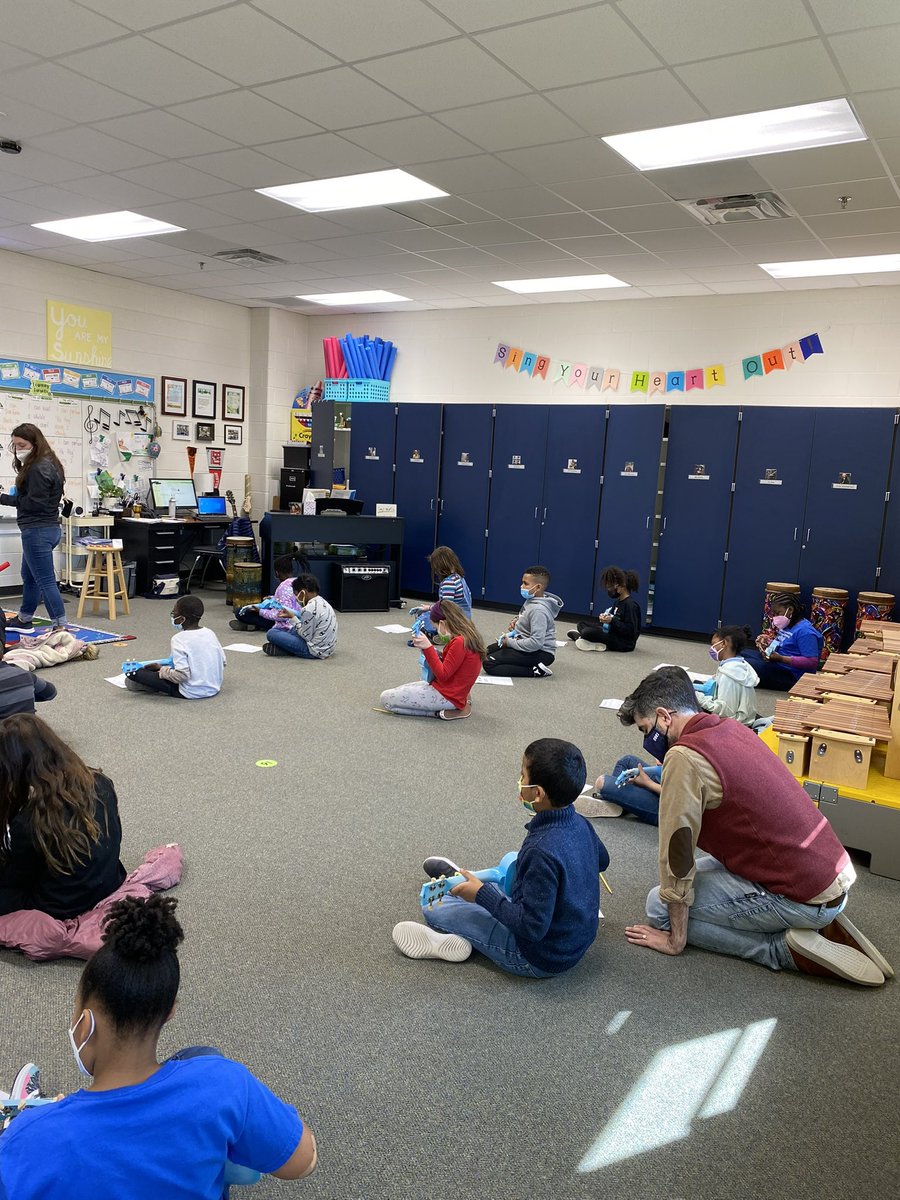 justindavidwilk's tweet image. One of my final visits this Friday @CovingtonHarper with @MrsSieiro_CHES! Loved seeing so much engagement.