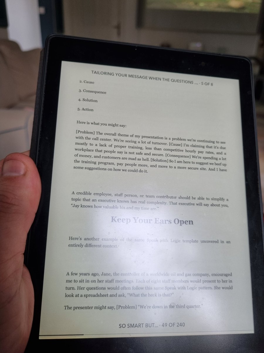 malidemirci_gm's tweet photo. #sunday #readday 😉 https://t.co/GteeMjJz5w