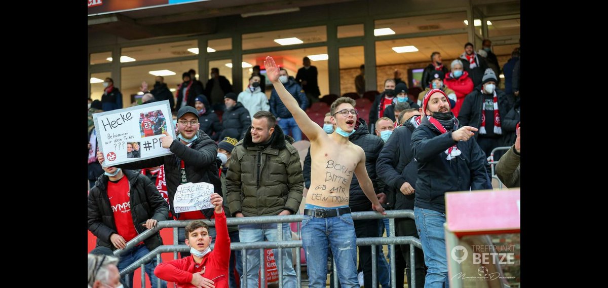 JustinGries2001's tweet photo. Die Bilder👀😂👹 https://t.co/yuF9Gs7fhv