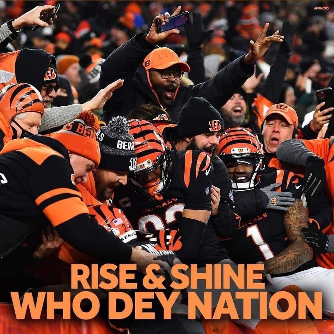 Super Bowl Sunday!! 🏈 So excited! Not only are my Bengals in it, but it will be the best half-time show ever too!!🥳 WHO DEY!!!🧡🖤