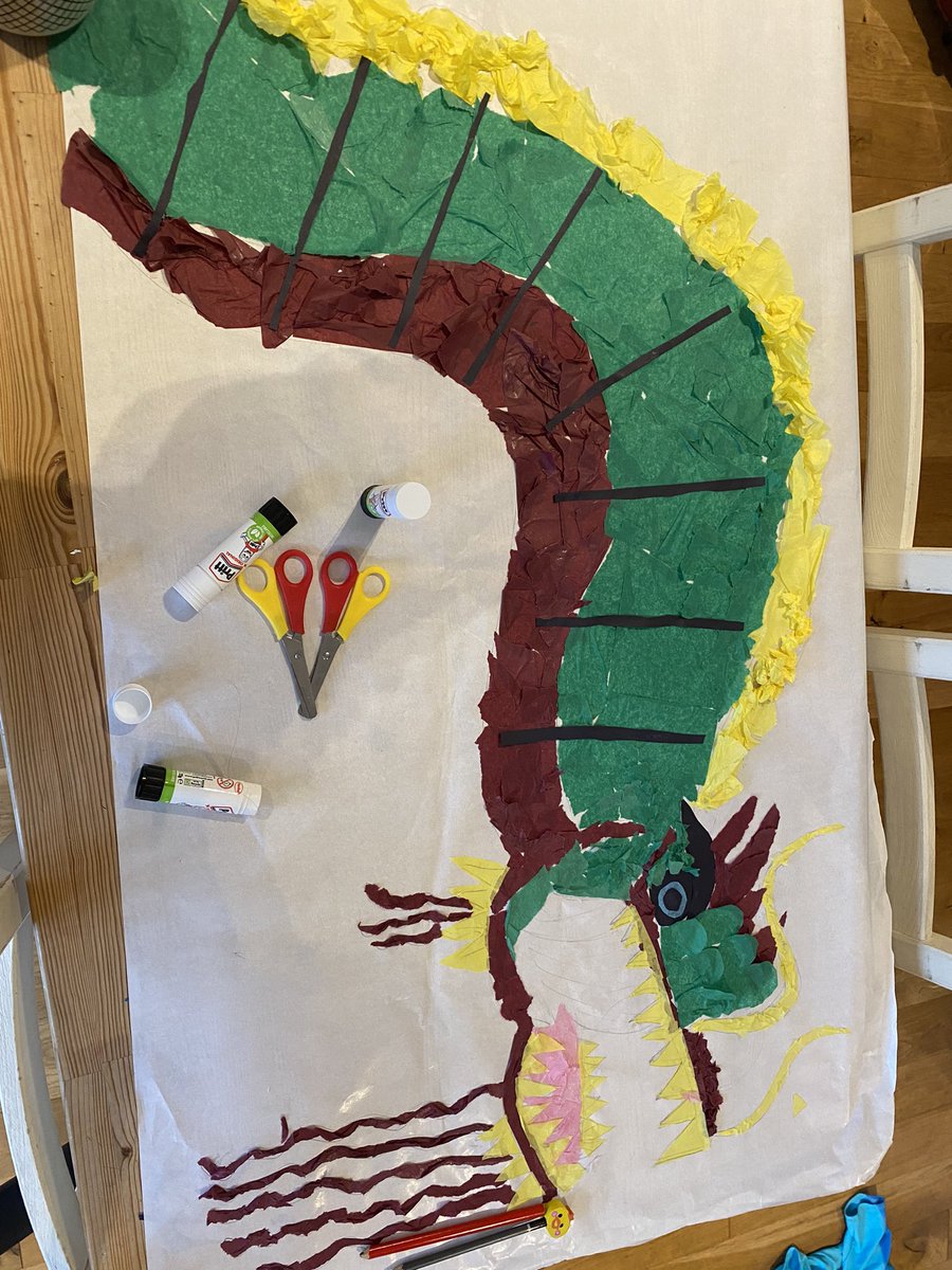 Today it rained. So we made a #windowwanderland display, inspired by <a href="/EastleighBC/">Eastleigh Borough Council</a> <a href="/PointEastleigh/">The Point</a> ‘s project in Hamble, Hound&amp;Bursledon.l on 19 Feb. Waaaay easier than I thought, loads of fun, whole family joined in! Just got to finish the mouth ready to put in the window ♥️