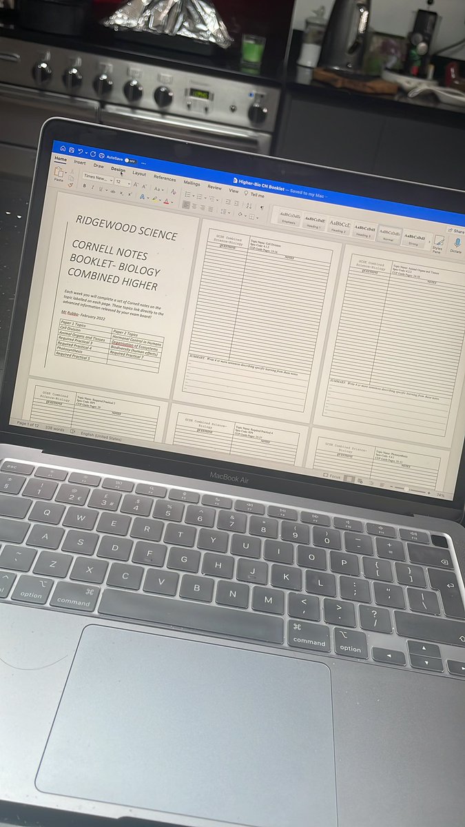 rubbiology's tweet image. Spent some time making a Cornell notes revision booklet for my y11 which is linked to the advanced info and has CGP guide numbers for each area. Please dm if you want it and RT to share!