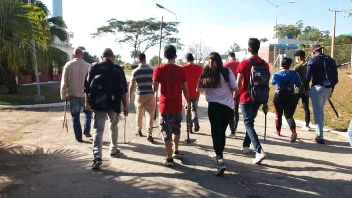 SaludDPinar's tweet photo. Jornada de trabajo voluntario se vivió hoy por estudiantes y trabajadores de la #UCMPinar en saludo al centenario de la FEU de Cuba, pues #SomosCuba ✍📸 FEU UCM Pinar 
#SomosContinuidad
#SomosFEU 
#RumboAl100FEU
#PinardelRio, #CubaSalva #CultivandoRevolucion #PorNuevasVictorias https://t.co/BSUuCebn7Q