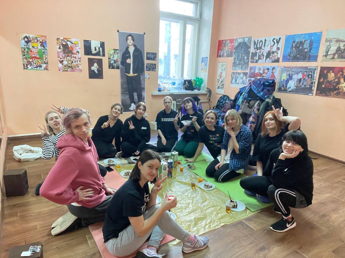 shineof5ire's tweet photo. Редкие новости🙆‍♀️ вся команда в сборе 🥲💕

#kpop  #coverteam #coverdance #coverdanceteam https://t.co/qL9Fby5oxb