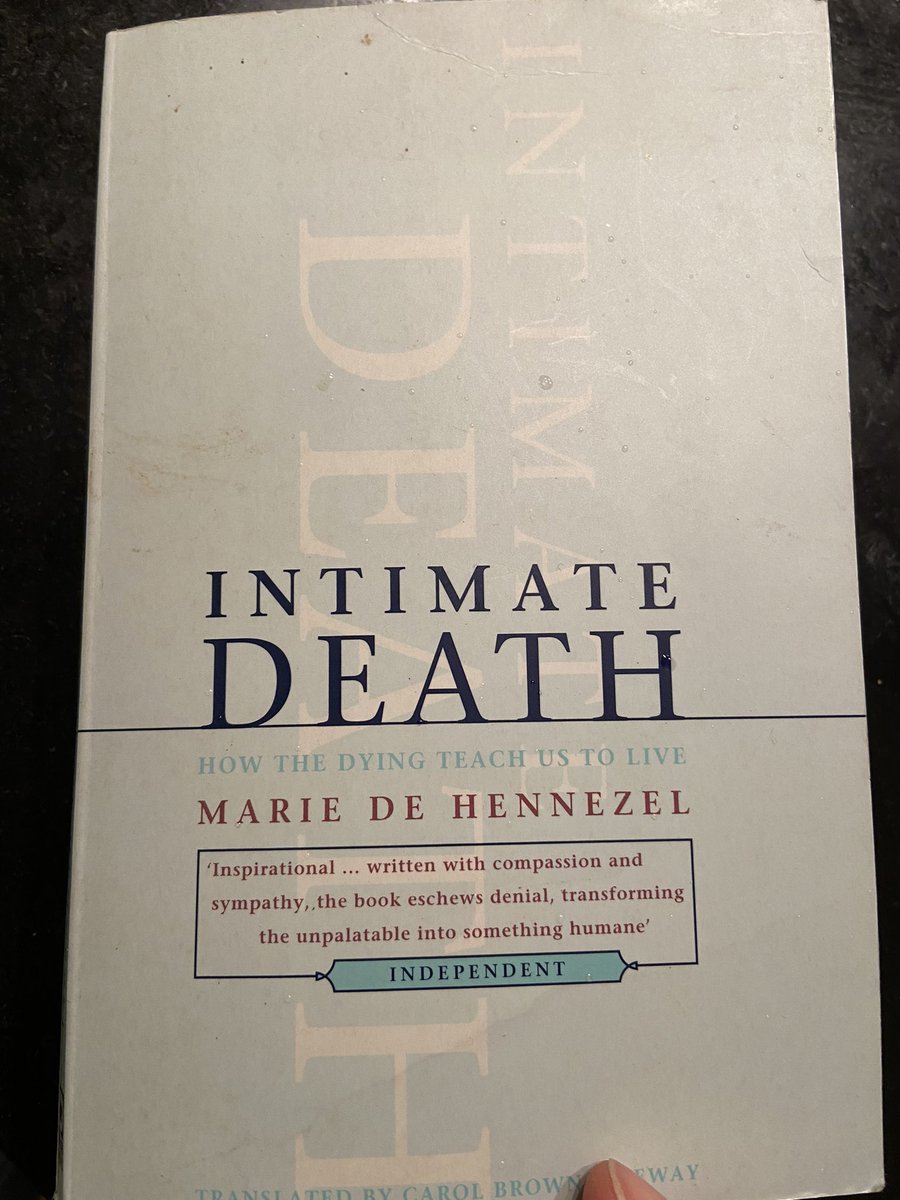 Only about 30 pages in to this book, but I can already feel it’s going to be another life-changer for me. 
The themes are very much in tune with @drkathrynmannix’s brilliant #WithTheEndInMind 
Similarly profound and so gently written.