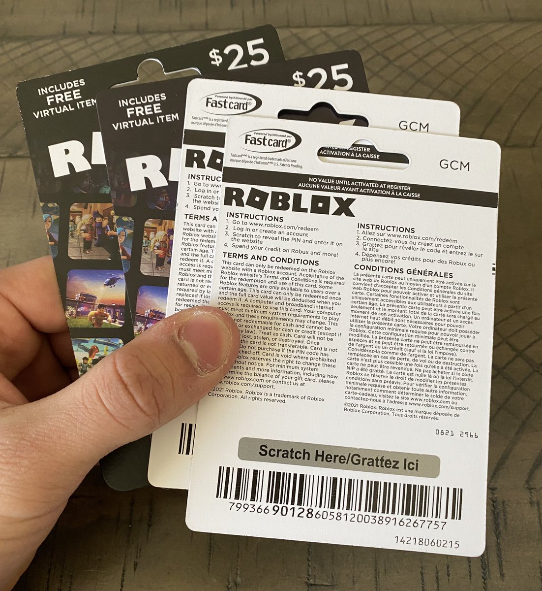 Model8197 on X: Which Robux Gift Card do you want?