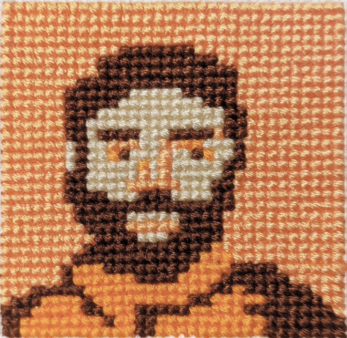 quetzelcoatlia's tweet photo. Stitchmap #36, a hand-embroidered homage to blitmap #9, "Totally" in peachy autumnal tone cotton threads.
7 hours stitching time! 
4 coloured threads!
0.06 ETH!
Physical piece available ❤️🧵
https://t.co/kEoDKC2DLs

#blitmap #blitmaps https://t.co/ssNh3jQ9ou