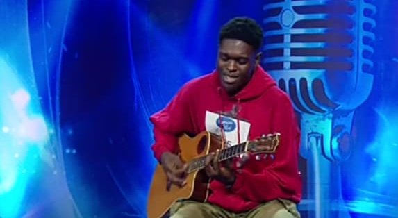 readbookskd's tweet photo. Hey FAM.
Remember our very own @1thjordan ?
Well he is making us proud on #NigerianIdol #NigerianidolS7 

Watch his audition that got everyone off balance 😂. 

https://t.co/lzNpiwRPLi

Watch and do well to engage it.
Jordan for the win
#KadunaReadAndSip https://t.co/R4o3VIvrna