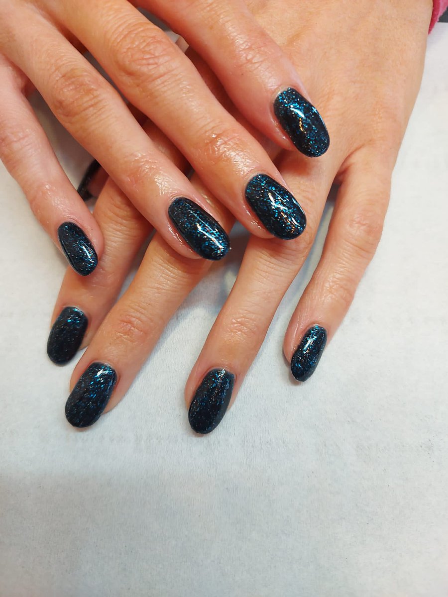 beyoutifulni's tweet photo. Add some sparkle to your life with a set of nails like these bio sculpture beYOUties! 🖤✨

Contact us now to book your next nail appointment:
📞 028 9065 7565
📧 spoilyourself@beyoutifulni.com
➡️ DM

#beYOUtifulNI #Belfast #Salon #Hair #Beauty #HeyBeYOUtiful https://t.co/gagsoYmRMt