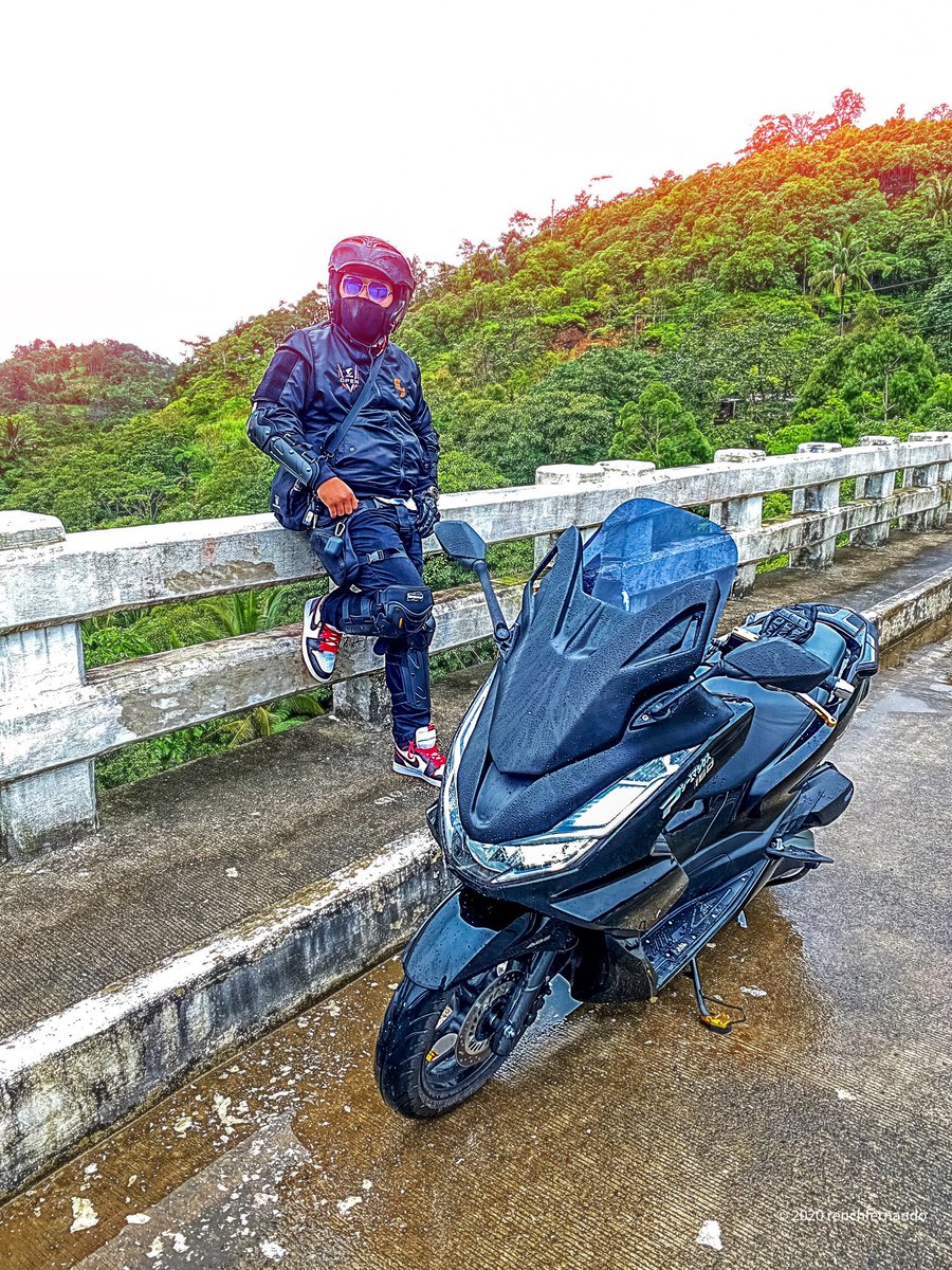 boompunetz's tweet photo. My newfound hobby: Motorcycle and long rides https://t.co/5wGJRsbz2T