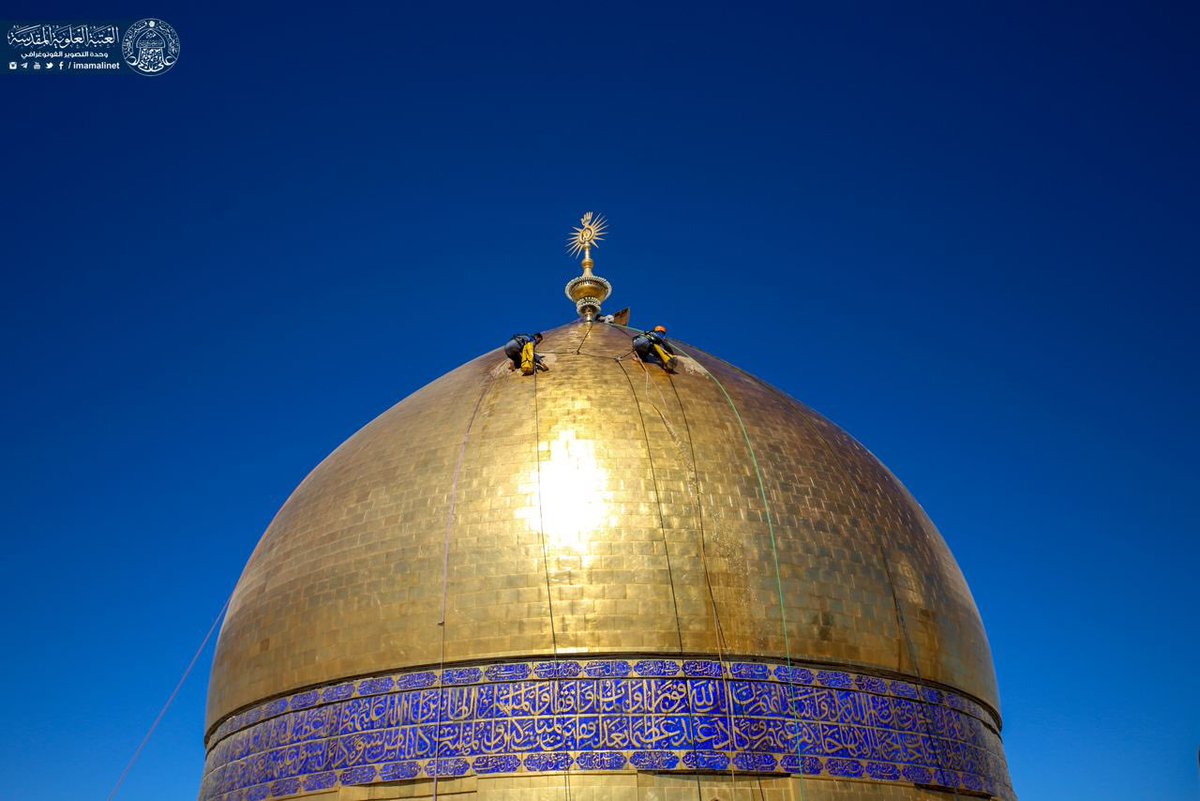 MustafaNajafi's tweet photo. The golden dome of Imam Ali (as) in Najaf being washed and cleaned in preparation for the anniversary of his holy birth. 
#13Rajab
#Najaf 
#ImamAli https://t.co/8MRoJ4VAUA