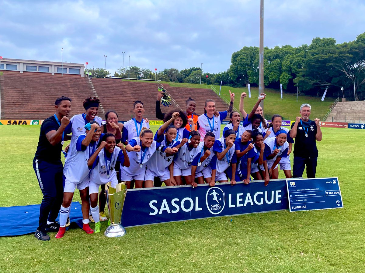 DiskiQueenz's tweet photo. Winners of the 2021 #SasolLeagueNationalChamps @VascoDaGamaSA 

#womensfootball

#DiskiQueenz https://t.co/YqdlKlgHVN