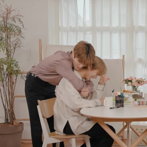 jisungcloud_'s tweet photo. happy jaehyun day!! https://t.co/N5WDZRvxFq