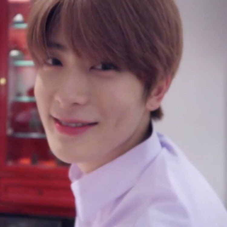 shinestarcart's tweet photo. To the man whom I love the most:

Thank you for being the star on my once dark sky. I pray that yours will shine as brightly. You deserve a love that’s precious and pure. Happy birthday, my Jeong Yuno! 🤍

#HAPPYJAEHYUNDAY
#EveryValentineWithJaehyun
#우리_축하할게_있어_재현날 https://t.co/mocptWZL7M