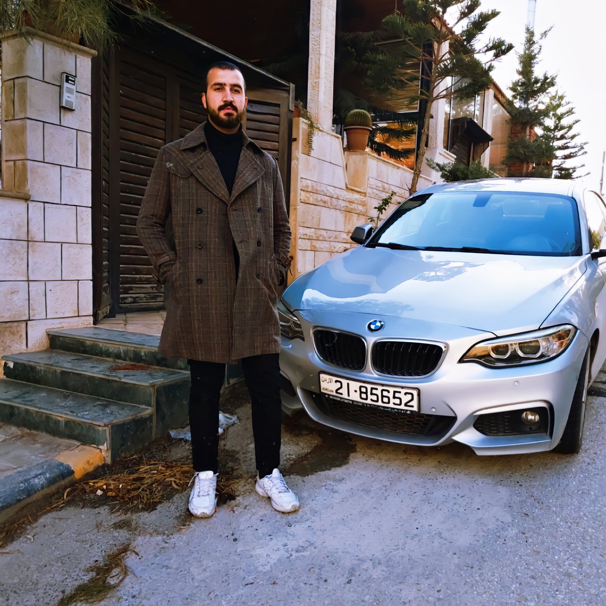 ركز على الأشياء المهمة ، فالحياة قصيرة.🐺