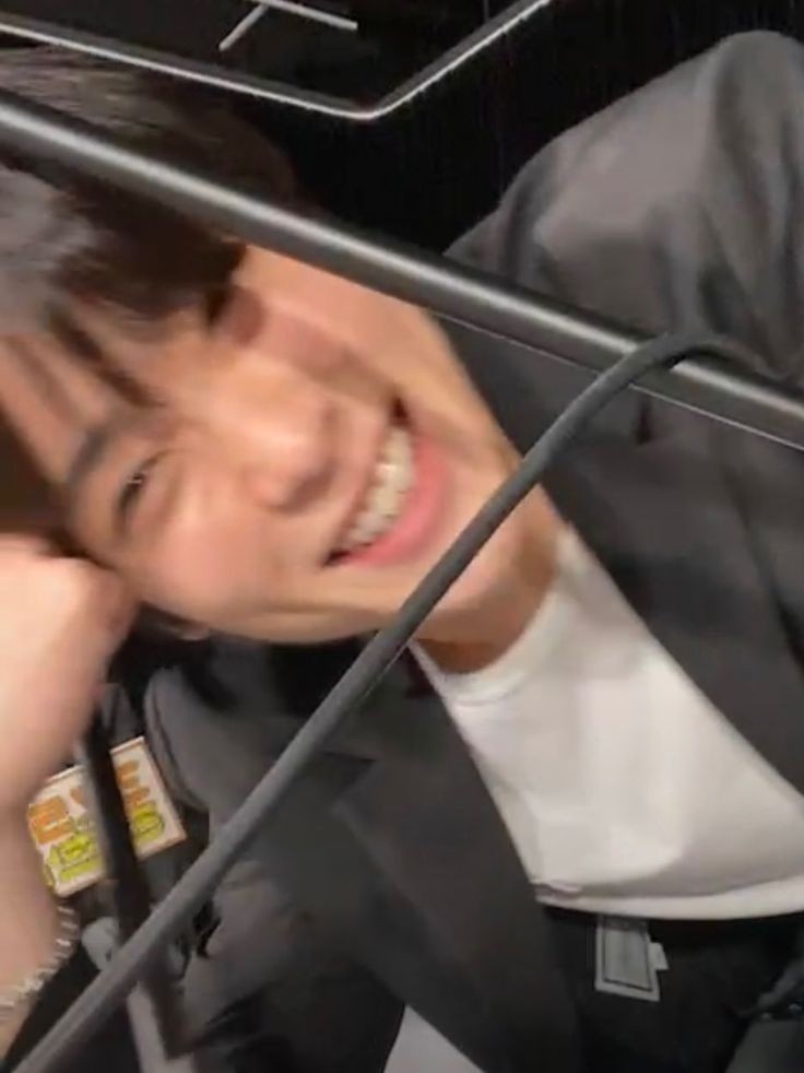 ellolioos's tweet photo. happy birthday to handsome boy jaehyun ! 💗💗

#HAPPYJAEHYUNDAY
#EveryValentineWithJaehyun
#우리_축하할게_있어_재현날
#재현날_재잘재잘_축하하자요 https://t.co/csKDRNxLoT