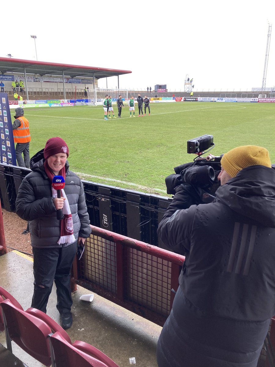 Granthspeed's tweet photo. Good to see there is no bias in this new generation of @ScotlandSky reporters @ArbroathFC @SkySports #nextjeffstelling @JeffStelling https://t.co/7nPuU4ZWaQ