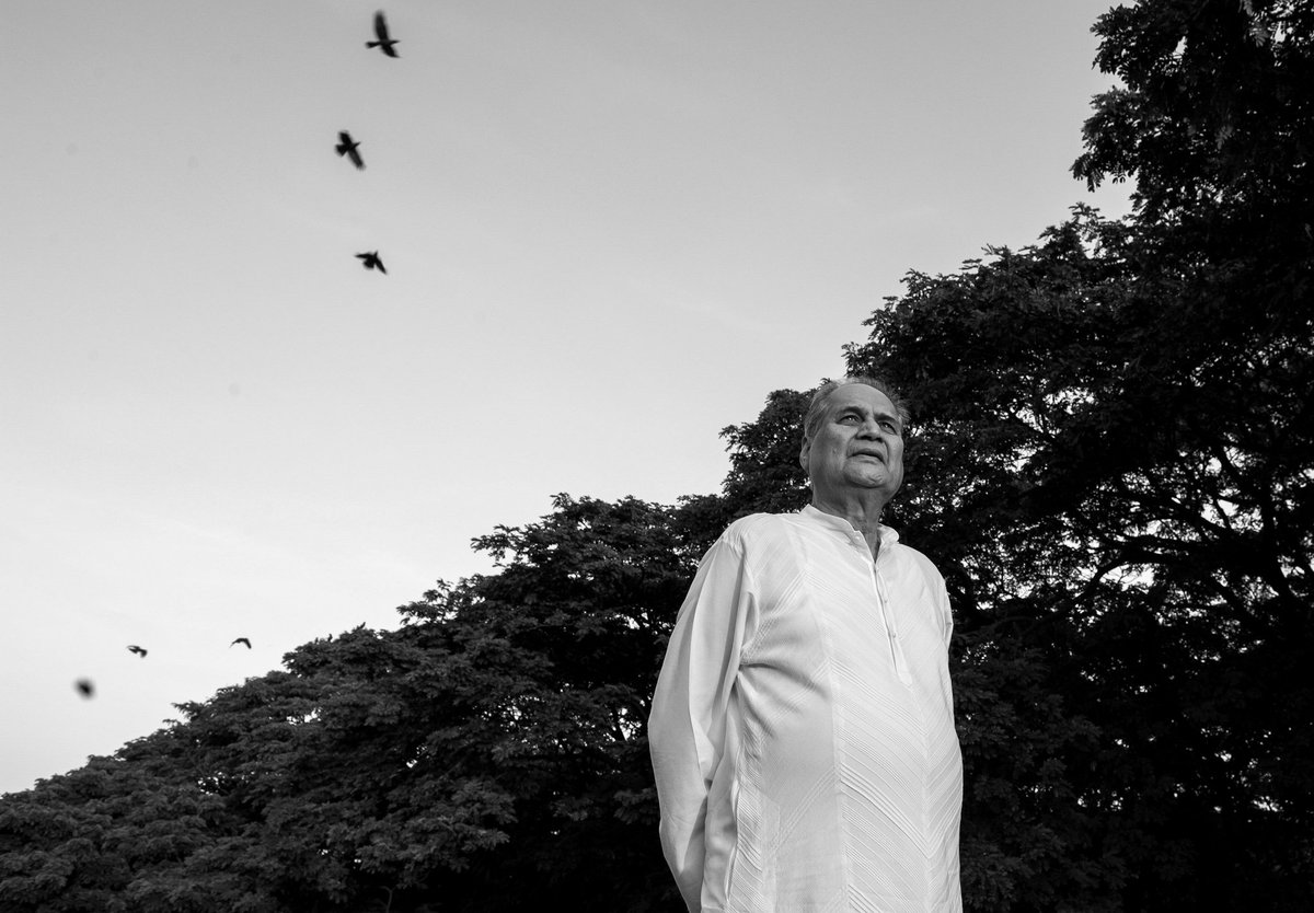 khot_vikas's tweet photo. Titan of Indian Industries.. Hamara Bajaj

RIP... Rahul Bajaj 

©Vikas Khot

No photos can be used or published without prior permission.

#Industrialist #Indiainc #bajajauto #rahulbajaj #rajivbajaj #portrait #india #auto https://t.co/CfsCBwUQ20