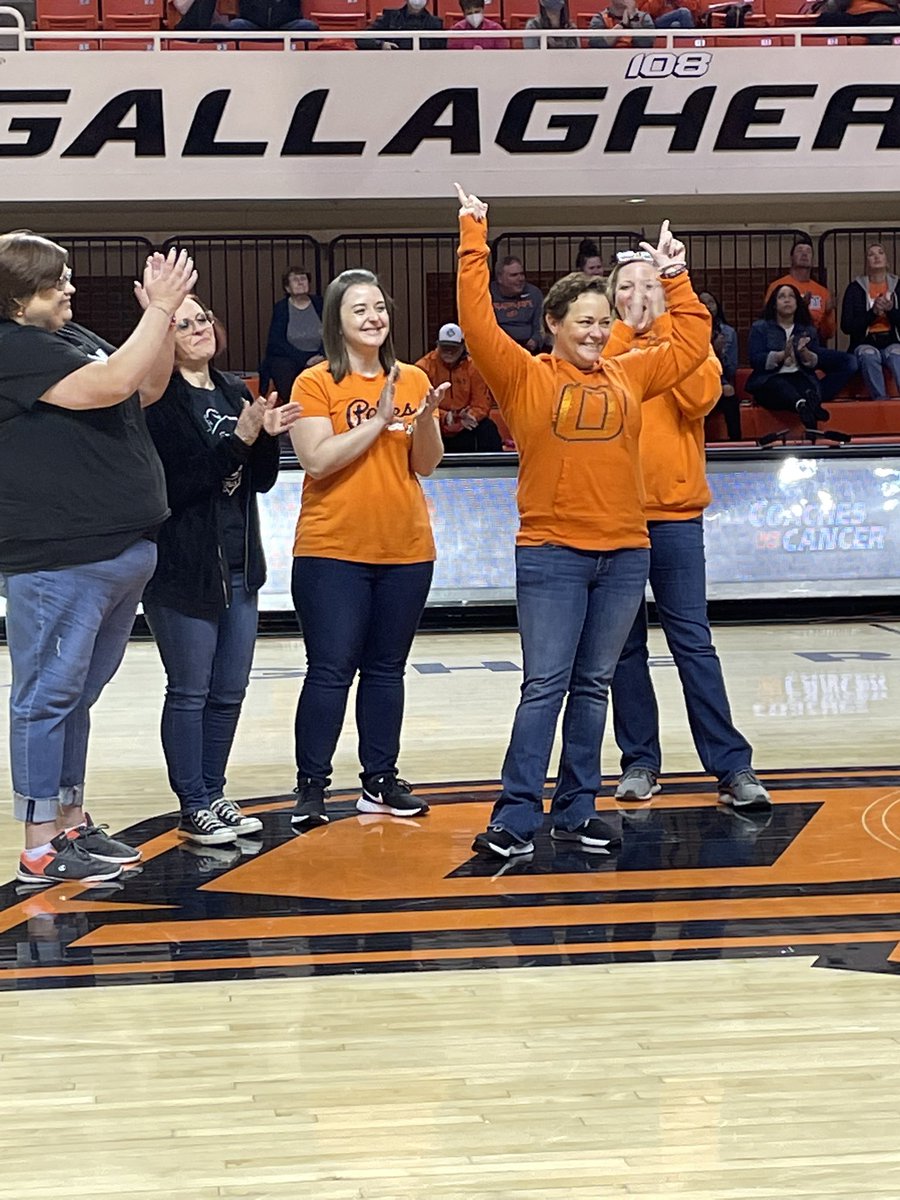 osucvc's tweet photo. It was a great night with @OSUWBB A big win, honoring breast cancer survivors, and raising $3,065 for breast cancer research!   Thanks for joining us Holly, Zona and Kathy!  #GoPokes https://t.co/j7sP7IxJLM
