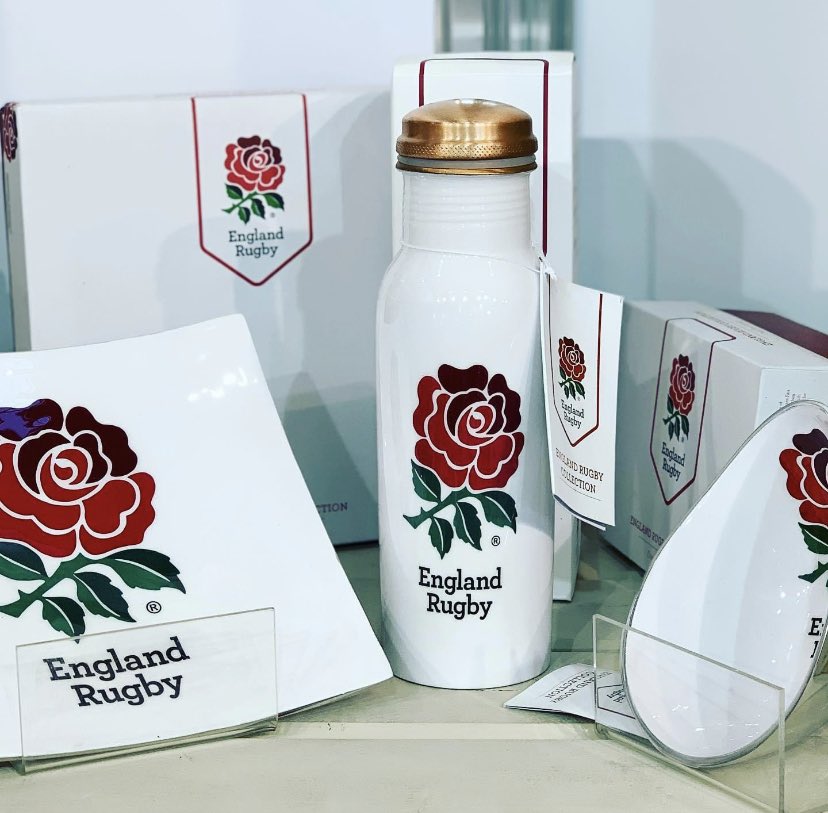 If you are watching England v Italy in #sixnations2022 why not show your support for #englandrugby by ordering an England Rugby Bowl - tilnarart.co.uk/collections/en…