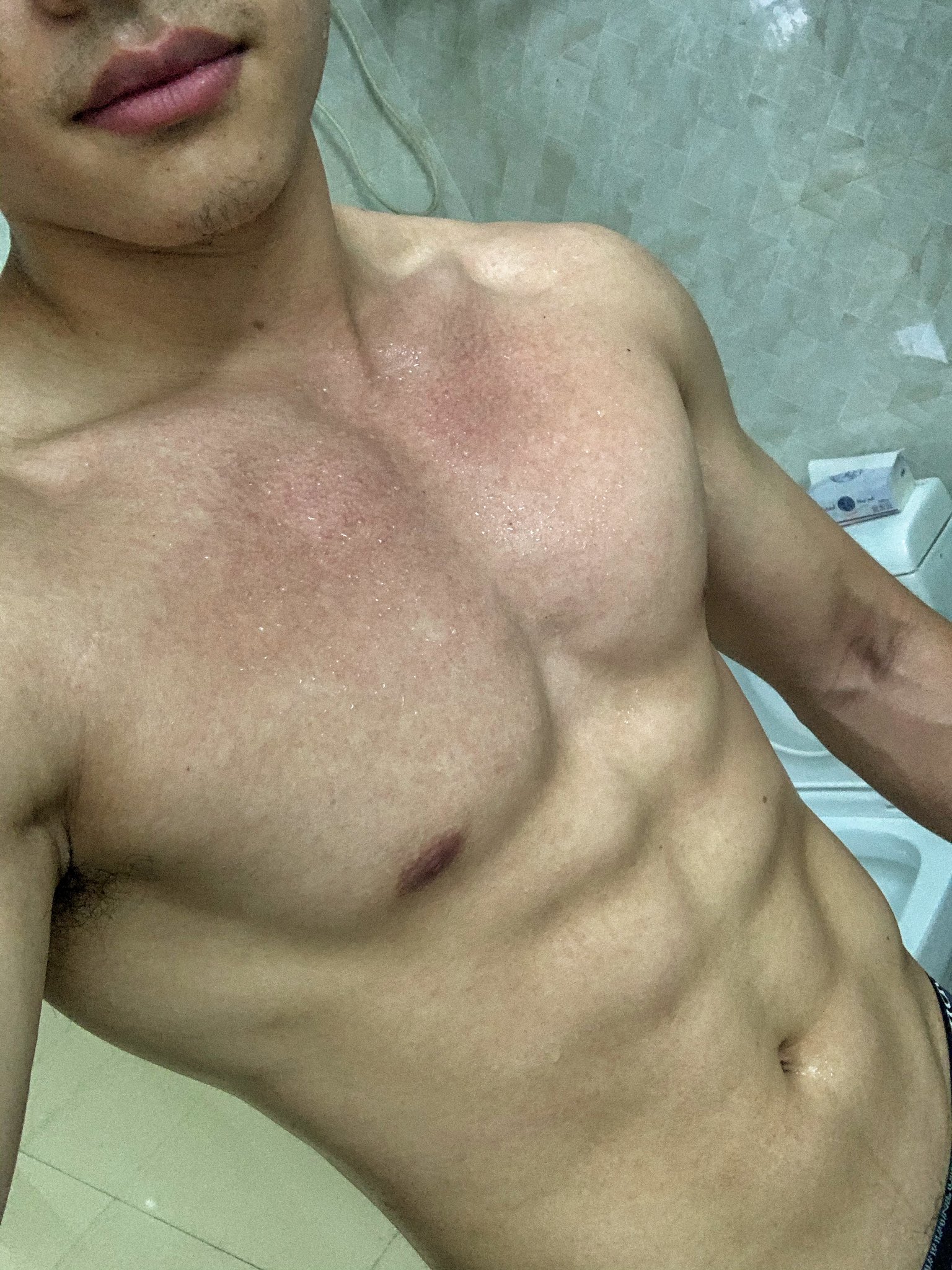 床上縫紉機on Twitter 晚安 腹筋 腹筋ローラー アブローラー 筋肉 筋肉男子 健身男 健身教练 三角裤 体育生 肌肉男 翘臀 健身 腹肌 胸肌 白袜 短跑 内裤 床上縫紉機on Twitter 晚安 腹筋 腹筋ローラー アブローラー 筋肉 筋肉男子 健身男 健身教练 三角裤 体育生 肌肉男 翘臀 健身 腹肌 胸肌 白袜 短跑 内裤
