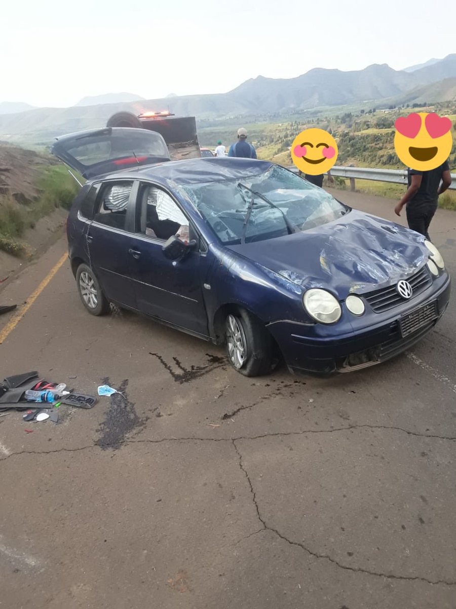 MamelloBohale's tweet photo. Hey #Lstwitter My car Rolled over yesterday…If you know any scrapyard that can take for a less price halla.. it’s fixable…just want to move it from my sight https://t.co/7iSLwxTYF2