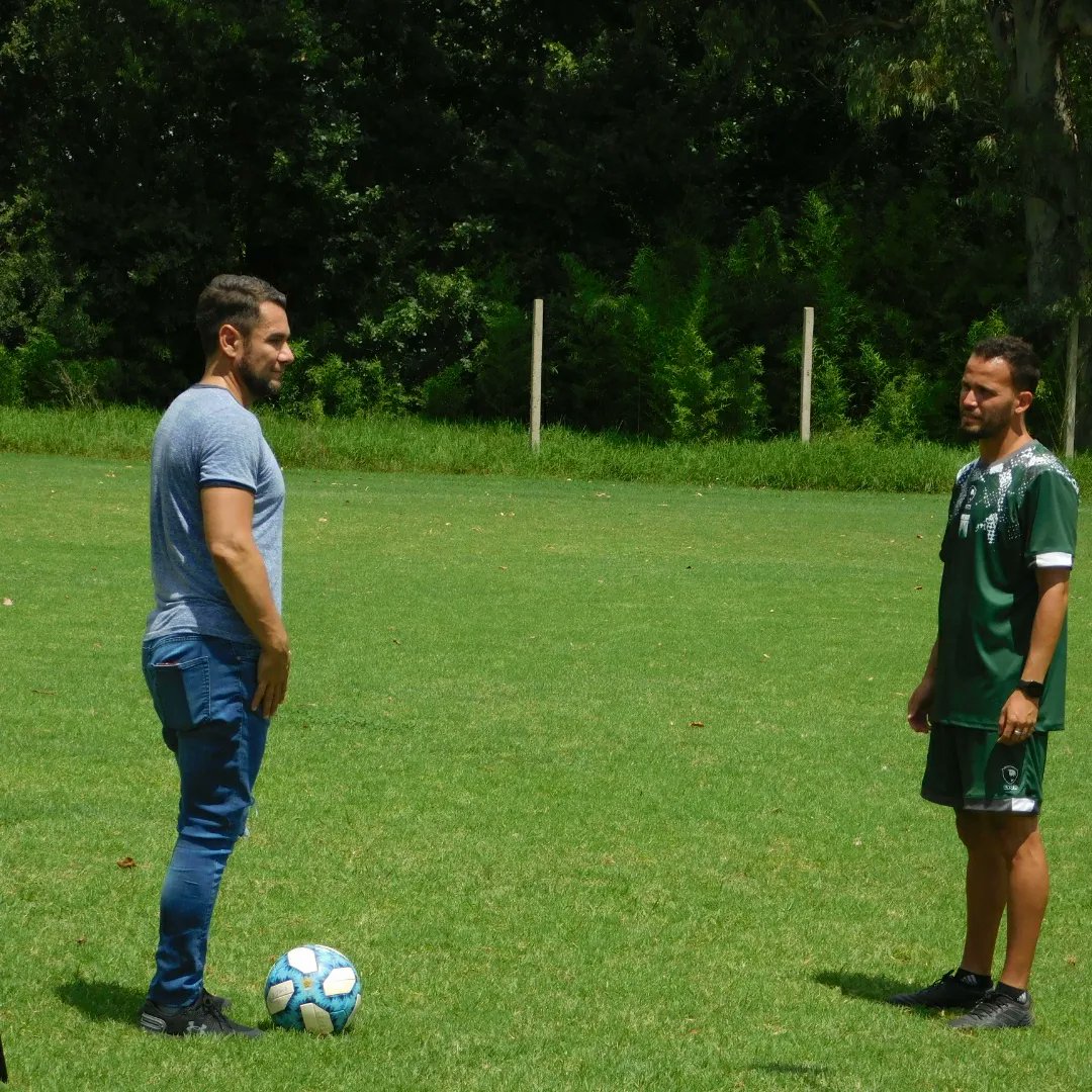 FerroFemenino's tweet photo. La semana pasada tuvimos visita...

⏰15:30, por la pantalla de @TV_Publica, van a poder ver un programa especial, con todo el contenido dedicado a este #Ferro de PRIMERA⚽️ https://t.co/q4Zynq5G2E