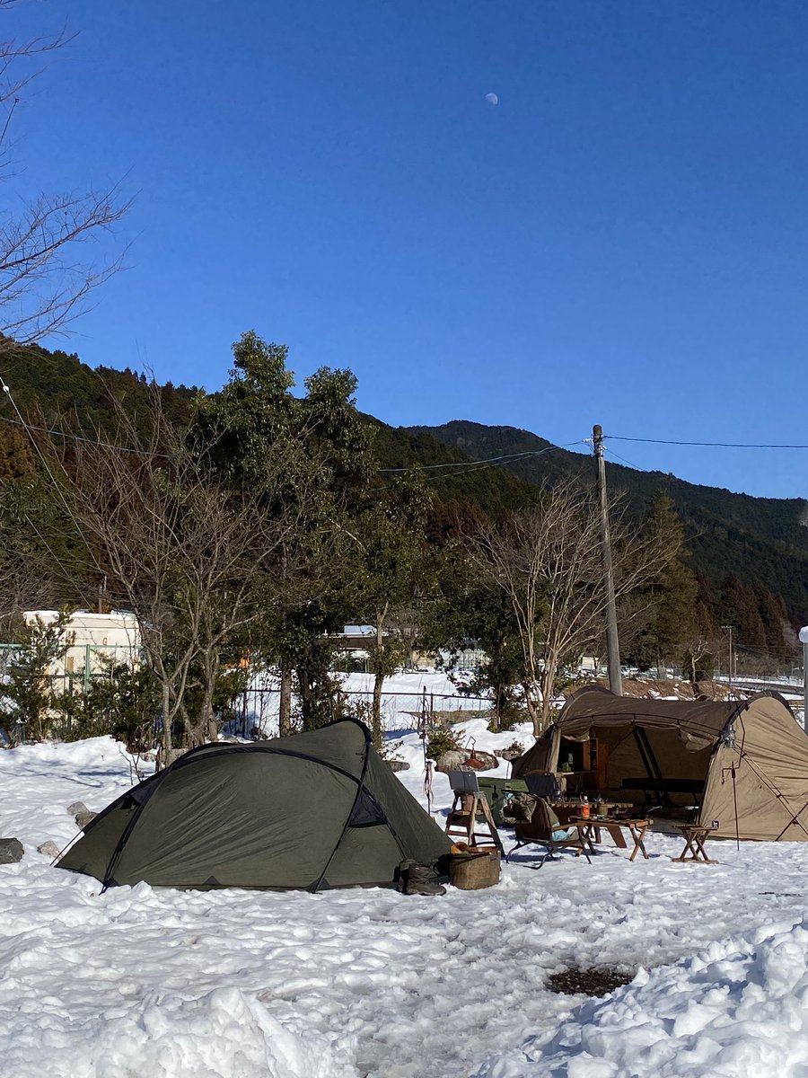 de_la_camps8's tweet photo. 愛用テントsnugpakのスコーピオン3。いい幕なんだけど、あんまり人と被らなくてお気に入り。
#キャンプ好きと繋がりたい #snugpak #scorpion3 #テント #delacamps https://t.co/VypCMRlEEl