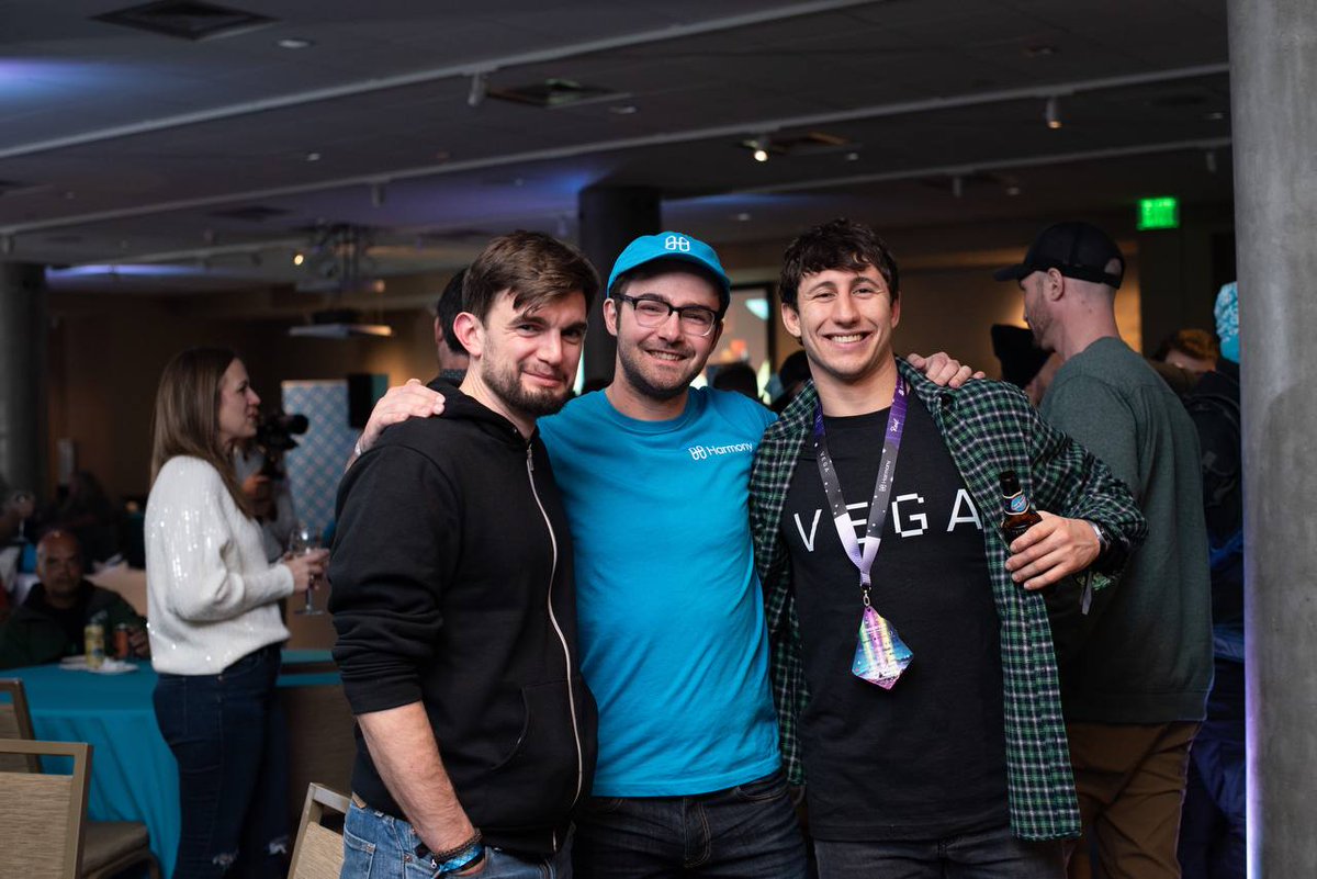 harmonyprotocol's tweet photo. An amazing start to @EthereumDenver! Thanks to everyone who came to our Kickoff Party last night. 

Also, starting today, your meals are on us. Breakfast, lunch, dinner (9am-midnight) at Harmony Hub 😋

Come join us for more events this week in Denver 💙 https://t.co/GBFXy75aea
