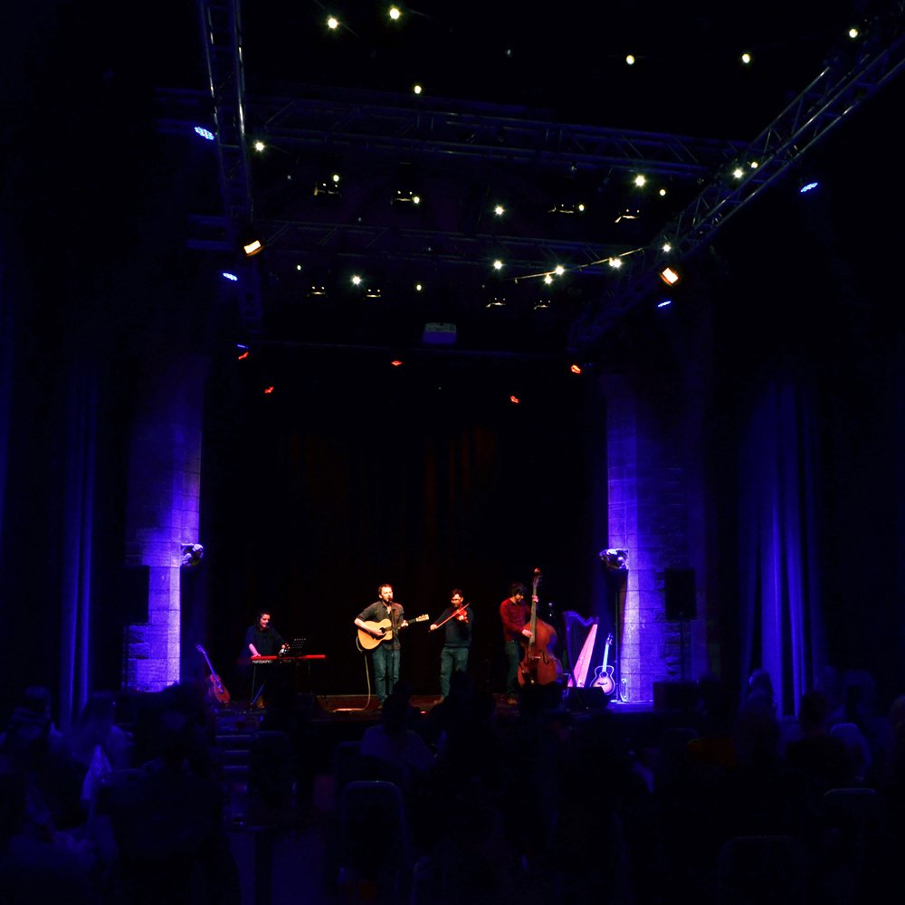 Thanks everyone who came to the <a href="/WeAreFolksville/">Folksville</a> show at the stunning <a href="/AssemblyRoxy/">Assembly Roxy</a> Central on Friday night! What a night! Thanks too to the superb <a href="/CaroBridges/">Caro Bridges</a> &amp; <a href="/OtherDogMusic/">Other Dog</a>!