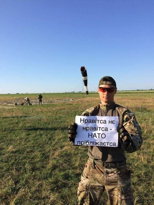 Roman Dobrokhotov tweet media