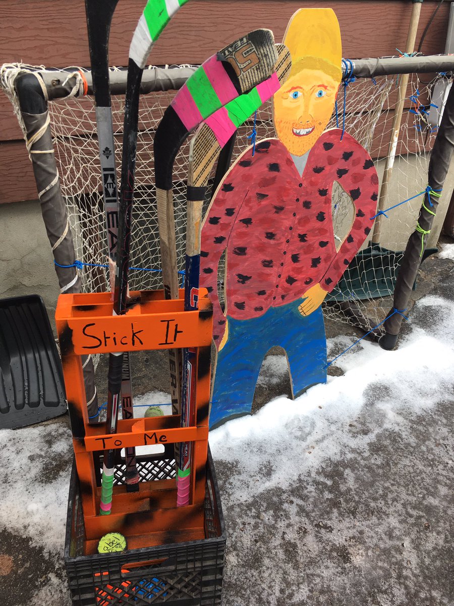 mrcycology's tweet photo. i made older kid a holder for his sticks and balls... couple of off cuts, halloween paint, and a milk crate!
(he likes tigers)
also an attempt to not trip over as many balls and sticks... #lesschaos https://t.co/rReapNzIO7