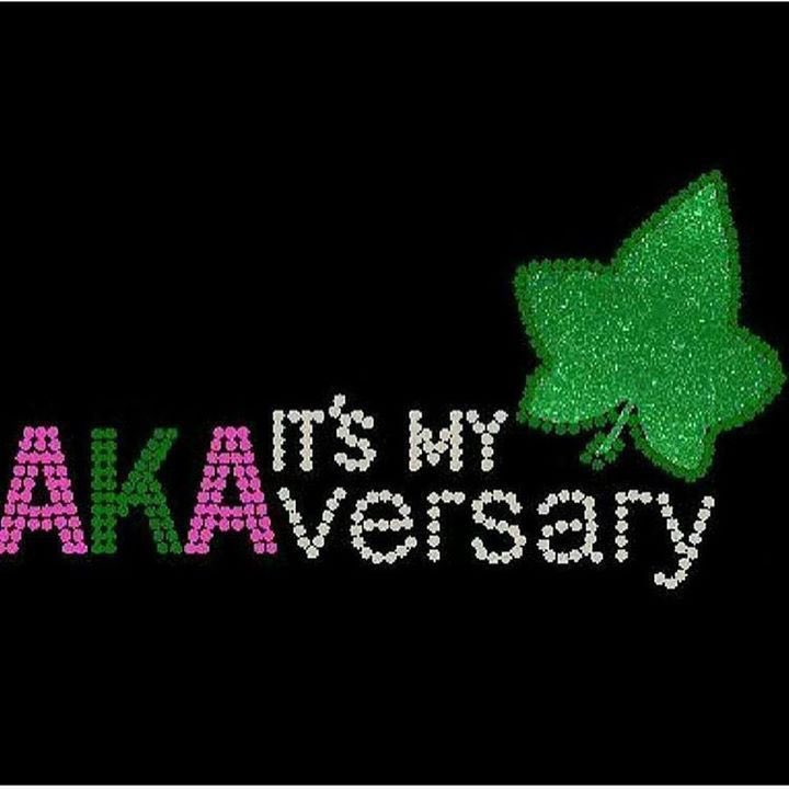 LoveThePuck's tweet image. It’s my AKAversary! I've made lifetime bonds that I will always cherish. More than just colors &amp;amp; letters, Alpha Kappa Alpha Sorority, Inc., is everything. Here's to more years of “Service To All Mankind" #AKA1908 #SilverStarSoror #AEMade #SkeeWee #Spring94 #4 #Chipmunk #VSU 💗💚