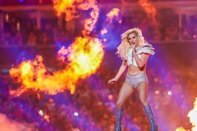 andypgaga's tweet photo. remember when there was a football game at a Lady Gaga concert https://t.co/LI9IAJCD87