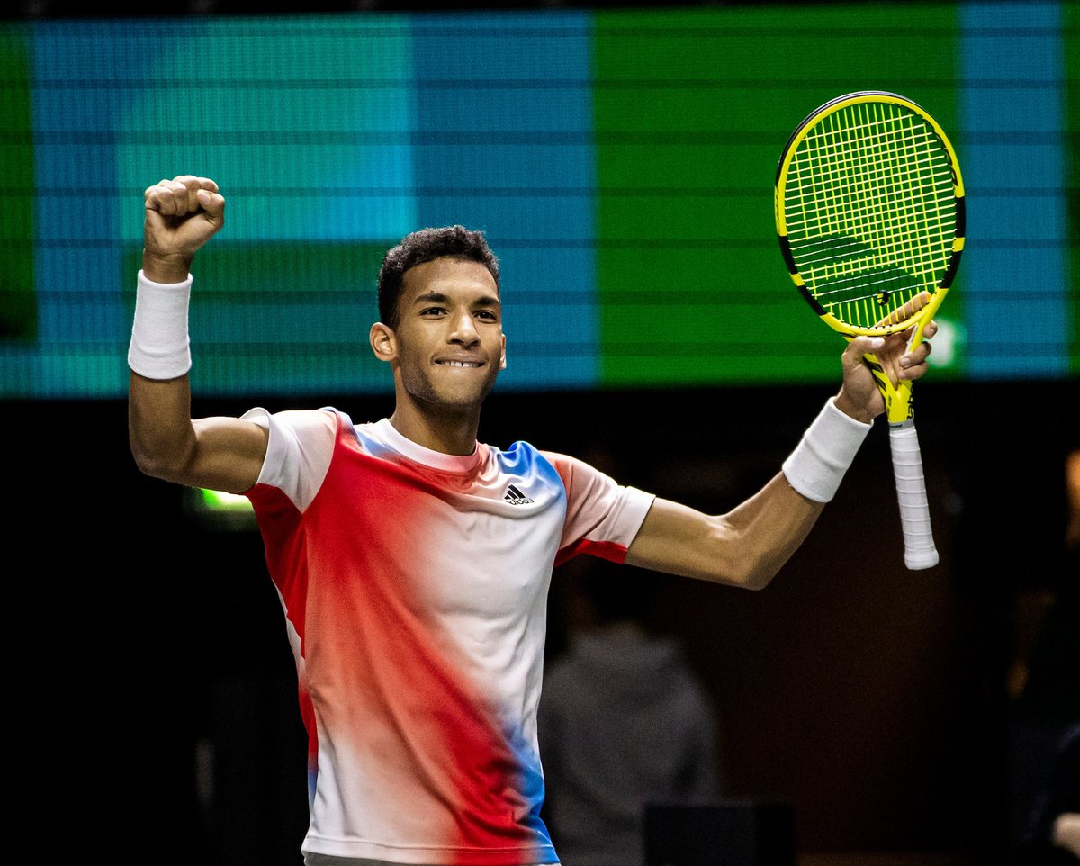 Finally!!! In his ninth ATP final, Felix Auger-Aliassime captures his maiden ATP title with a 6-4, 6-2 victory over Stefanos Tsitsipas in Rotterdam.

Delayed but not denied. It was never in doubt!
First of many titles, I believe. 🎊

#ABNAMROWTT