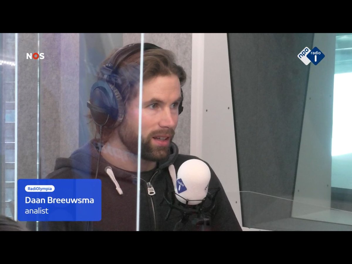 RelusBreeuwsma's tweet image. #OS2022 #shortrack met commentaar door ⁦@DaanBreeuwsma⁩ #analyst.