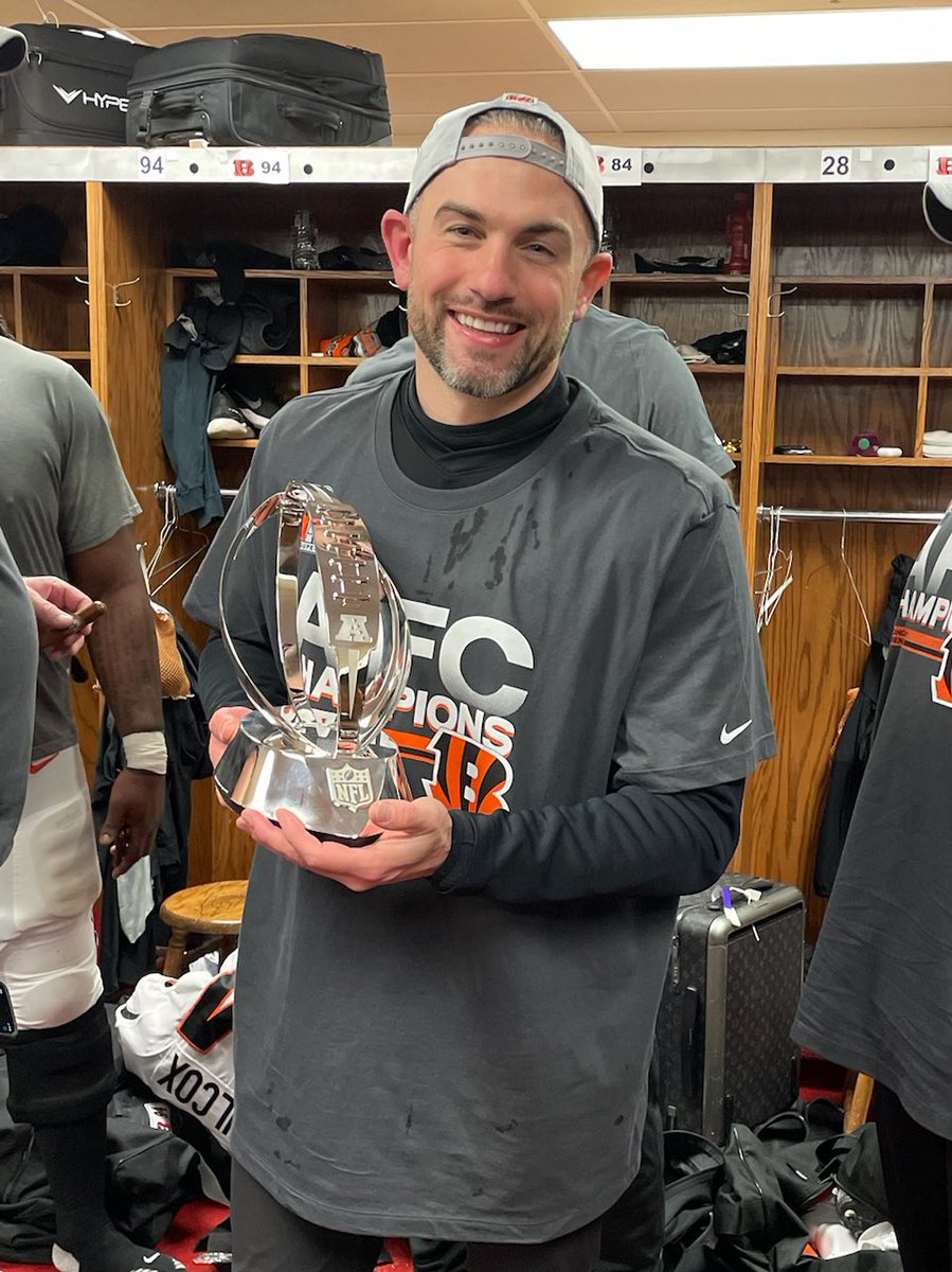 RedDragonPride's tweet photo. It’s Super Bowl Sunday!!

Just a reminder one of our very own is in the big game as the QB coach for the Bengals! 

Dan Pitcher was the starting QB for @CortlandStateFB in 2010 &amp; 2011. He broke records and was 2-0 against Ithaca!

Good luck to Dan &amp; Cincinnati! https://t.co/wDk57EdnL5