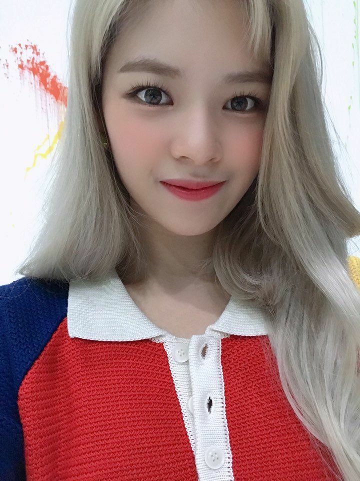 Megantesca's tweet photo. Jeongyeon: Linda, maravilhosa e talentosa
Jimin: pata fanho, horroroso e inútil sem talento https://t.co/fQyXuQrMCt