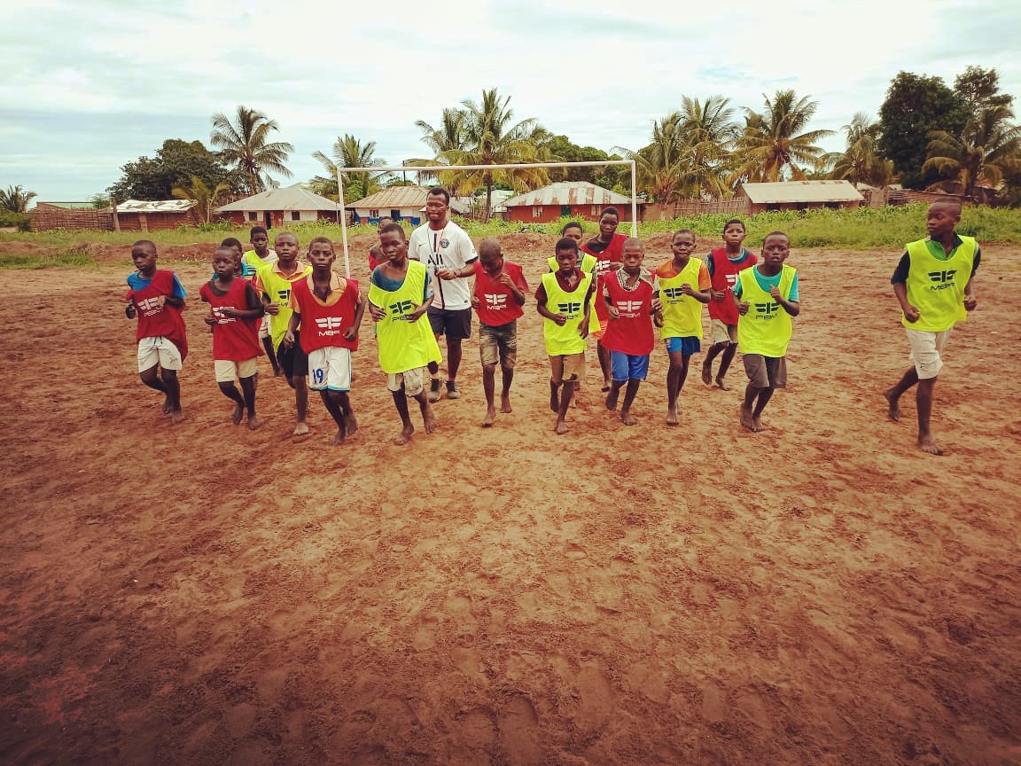 UVF2016's tweet image. No matter how small you start, always dream BIG @TeamCharityBall @ChebengC @sportsinafrica @TheFFAfrica @themightyoak734