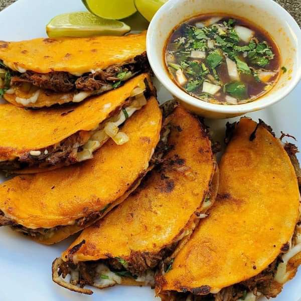 300_sitio's tweet photo. EN ALGÚN LUGAR DE MÉXICO

GASTRONOMÍA Y COCINA MEXICANA
Comida Típica y Tradicional https://t.co/RYMC31lLkx