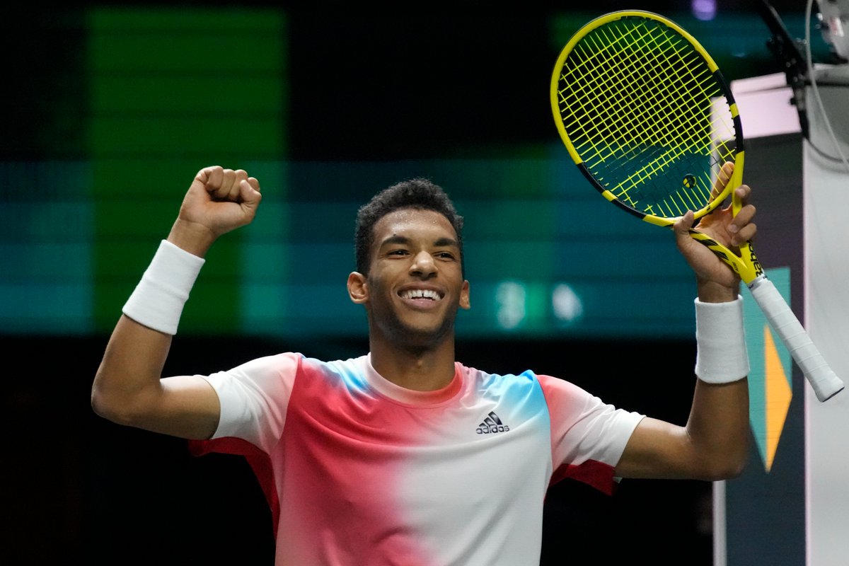 First career @atptour title for 21-year old Felix Auger-Aliassime 🇨🇦 at the @abnamrowtt def. Stefanos Tsitsipas in straight sets! 

Congrats @felixtennis 👏👏👏