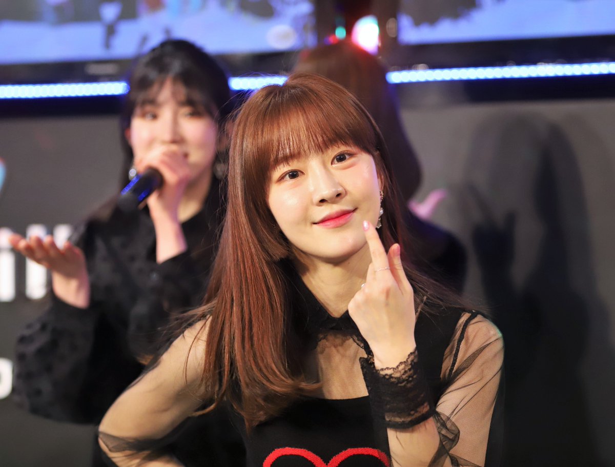 86_roberuto's tweet photo. ユジョンちゃん❗❗
🎂誕生日おめでとうございます🎂
🎉Happy Birthday Yujeong🎉

幸せな一日を、過ごしてくださいね💝
ずっと応援してますので、ふぁいてぃーん💖

190219 東京ソラマチ ツリービレッジ📷

#라붐 #LABOUM #김유정 #YUJEONG ＃ユジョン 
#HAPPY_YUJEONG_DAY
#HAPPYBIRTHDAY_YUJEONG https://t.co/gAw4qMfa4k