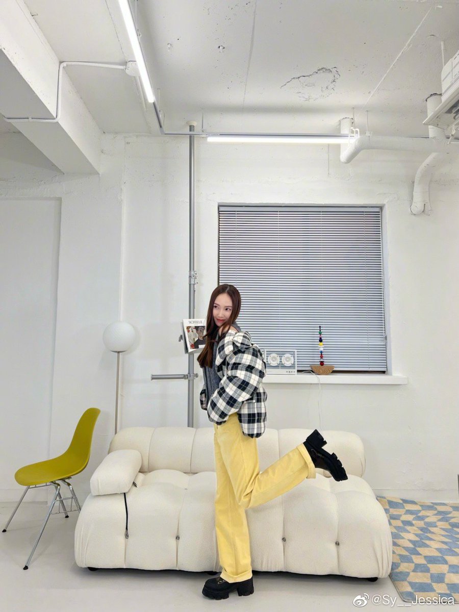 GR26Sic18's tweet photo. [Weibo_2022.02.14]
Sy__Jessica: Be mine❤️🌞

: https://t.co/FiCPD4tmB0
#제시카 #JessicaJung https://t.co/PDnydIp2jX