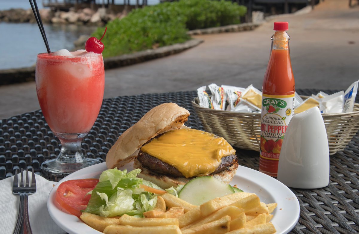 DolphinCoveJM's tweet photo. Besides enjoying the day, enjoy the delicious food we offer. 😋
.
.
.
#DolphinCove #TheExperienceOfaLifetime #ShareHappiness #Travel #Adventure #Jamaica https://t.co/t6NvuYZhu0