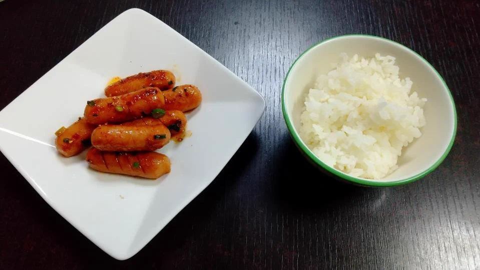深夜テンションでつくってみました！冷蔵庫にネギがあったのでぶち込んでやったぜ  