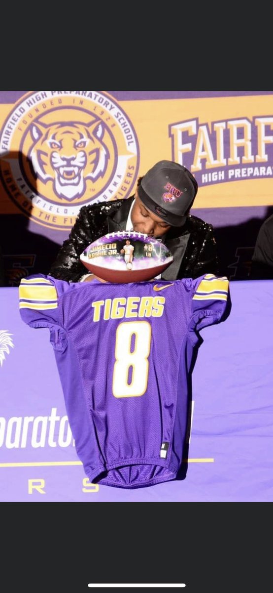 MecioA's tweet photo. EWU💜🧡🐅@Toriano81 @ZamarianeT  @B_JKidd @JaNorrisPooleJ1 @CovaunteH https://t.co/fRtOCGWLKC